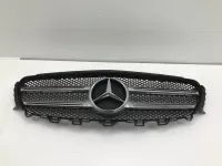 Решетка радиатора на Mercedes-Benz E-Class W213 — фото 2
