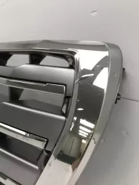 Решетка радиатора на Toyota Land Cruiser — фото 5