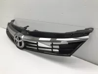 Решетка радиатора на Toyota Camry XV50 — фото 4