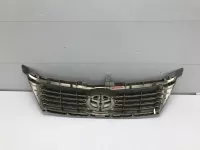 Решетка радиатора на Toyota Camry XV50 — фото 8