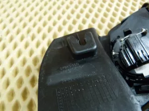 Уголок двери передней внутренний Ford Focus III 2011-2019 (BM5118C863A BM5118C862A) — фото 8