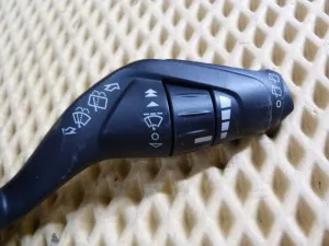 Переключатель стеклоочистителей Ford Focus III 2011-2019 (AV6T17A553AD) — фото 2