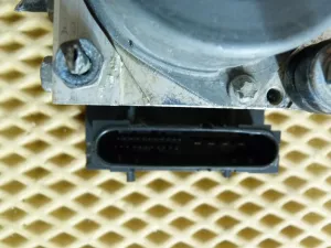 Блок ABS Nissan Almera (G15) 2013-2018 (476604AA0A) — фото 4