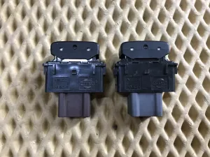 Кнопка обогрева сидений Nissan Tiida (C11) 2007-2014 (25500AX600 25500AX610) — фото 4