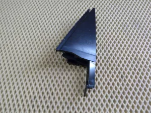 Уголок двери задней наружный Nissan Almera (G15) 2013-2018 (82234EW000 82235EW000) — фото 9
