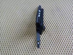 Уголок двери задней наружный Nissan Almera (G15) 2013-2018 (82234EW000 82235EW000) — фото 6