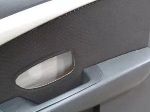 Обшивка двери передней правой Nissan Almera (G15) 2013-2018 (809004AA0A) — фото 9