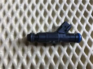 Форсунка инжекторная электрическая Ford C-MAX 2003-2010 Ford Fiesta 2001-2008 Ford Focus I 1998-2005 Ford Focus II 2005-2008 Ford Focus II 2008-2011 Ford Fusion 2002-2012 Ford Galaxy 2006-2015 Ford Maverick 2001-2007 Ford Maverick 2006-2007 Ford Mondeo III 2000-2007 Ford Mondeo IV 2007-2015 Ford S-MAX 2006-2015 Mazda 323 (BJ) 1998-2003 Mazda Mazda 3 (BK) 2002-2009 Mazda Mazda 5 (CR) 2005-2010 Mazda Mazda 6 (GG) 2002-2007 Mazda MPV II (LW) 1999-2006 Volvo C30 2006-2013 Volvo S40 2004-2012 Volvo S80 2006-2016 Volvo V50 2004-2012 Volvo V70 2007-2016 (КОМПЛЕКТ 1S7G9F593GA) — фото 7