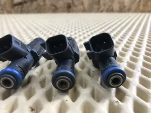 Форсунка инжекторная электрическая Ford C-MAX 2003-2010 Ford Fiesta 2001-2008 Ford Focus I 1998-2005 Ford Focus II 2005-2008 Ford Focus II 2008-2011 Ford Fusion 2002-2012 Ford Galaxy 2006-2015 Ford Maverick 2001-2007 Ford Maverick 2006-2007 Ford Mondeo III 2000-2007 Ford Mondeo IV 2007-2015 Ford S-MAX 2006-2015 Mazda 323 (BJ) 1998-2003 Mazda Mazda 3 (BK) 2002-2009 Mazda Mazda 5 (CR) 2005-2010 Mazda Mazda 6 (GG) 2002-2007 Mazda MPV II (LW) 1999-2006 Volvo C30 2006-2013 Volvo S40 2004-2012 Volvo S80 2006-2016 Volvo V50 2004-2012 Volvo V70 2007-2016 (КОМПЛЕКТ 1S7G9F593GA) — фото 5