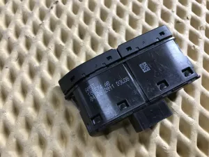 Кнопка обогрева переднего и заднего стекла Ford Focus III 2011-2019 — фото 4