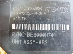 Блок ABS (насос) Kia RIO 2011-2017 — фото 8