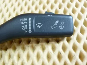 Переключатель стеклоочистителей VW Jetta 2006-2011 — фото 2
