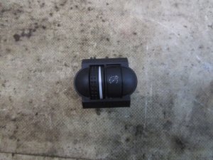 Кнопка освещения панели приборов VW Touareg 2002-2010 (7L69413343X1) — фото 1
