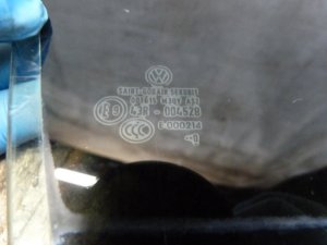 Стекло двери задней левой форточка VW Jetta 2006-2011 — фото 3