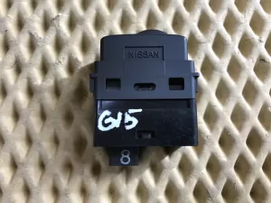 Кнопка корректора фар Nissan Almera (G15) 2013-2018 — фото 4