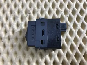 Кнопка корректора фар Nissan Almera (G15) 2013-2018 — фото 3