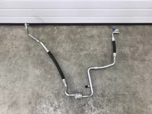 Трубка кондиционера Nissan Almera (G15) 2013-2018 (924801728R 924806552R) — фото 1