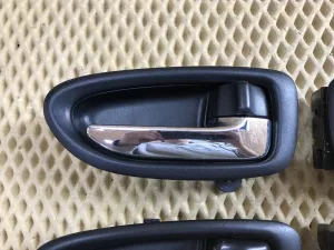 Ручка внутренняя двери Nissan Almera (G15) 2013-2018 (80670EX70A 80683EX70A) — фото 2
