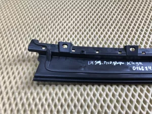 Накладка двери задней левой Ford Kuga 2012-2019 (ВЕРТИКАЛЬНАЯ CJ54S254A41 CJ54S254A43) — фото 18