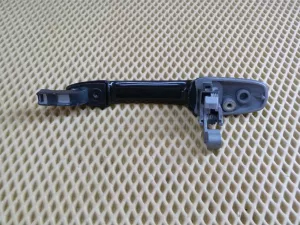Ручка наружная двери задней левая Mazda 6 (GG) 2002-2007,Mazda 3 (BK) 2002-2009 (G22C59410J12) — фото 5
