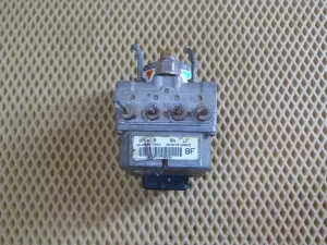 Блок ABS (насос) Cadillac SRX 2003-2009,CTS 2002-2008 (18045489 25780372) — фото 1