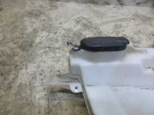 Бачок омывателя лобового стекла Nissan Almera (G15) 2013-2018  — фото 3
