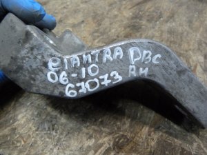 Кронштейн опоры двигателя Hyundai Elantra 2006-2011 (218152H000) — фото 3