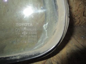 Стекло двери задней левой (форточка) Toyota Sprinter 1991-1995 (6812412560) — фото 2