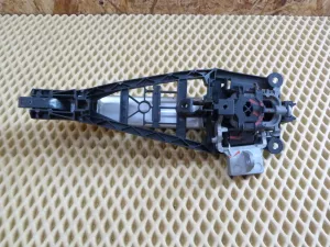 Ручка двери наружная левая Opel Astra J 2010-2017 (13308537) — фото 5