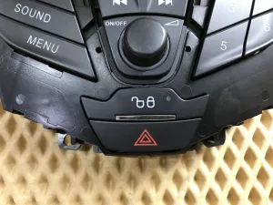 Блок кнопок Ford Focus III 2011-2019 (УПРАВЛЕНИЯ МАГНИТОЛОЙ AM5T18K811AD) — фото 6