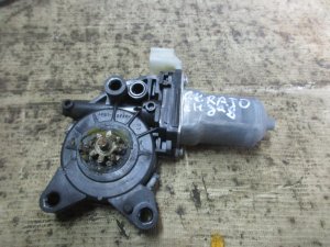 Моторчик стеклоподъемника задний левый Kia Cerato 2009-2013 — фото 1