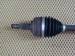 Полуось передняя левая Renault Megane III 2009-2016 (8200847584) — фото 2