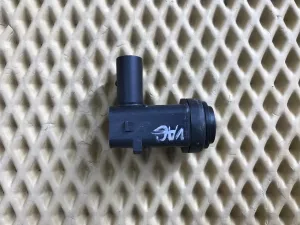 Датчик парковки Porsche Cayenne 2003-2010 Porsche Cayman (987) 2005-2012 Seat Altea 2004-2015 Seat Leon (1P1) 2005-2013 Seat Toledo III 2004-2009 Skoda Fabia 1999-2007 Skoda Octavia 1997-2000 Skoda Octavia (A4 1U-) 2000-2011 VW Golf IV/Bora 1997-2005 VW Golf IV/Bora 1997-2005 VW Golf Plus 2005-2014 VW Golf V 2003-2009 VW Jetta 2005-2011 VW Phaeton 2002-2016 VW Touareg 2002-2010 VW Touran 2003-2010 (3D0919275D) — фото 2