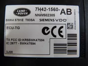 Блок электронный Land Rover Range Rover III (LM) 2002-2012 (МОДУЛЬ КОНТРОЛЯ ДАВЛЕНИЯ В ШИНАХ 7H421560AB) — фото 3