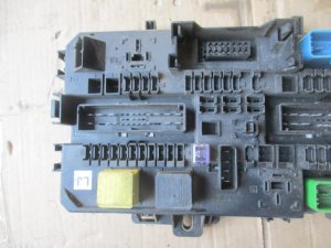 Блок предохранителей Opel Astra H / Family 2004-2015 — фото 4