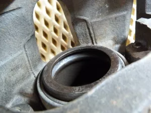 Суппорт тормозной передний левый Ford Focus II 2008-2011 (1682876) — фото 14