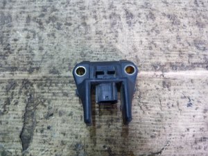 Датчик AIR BAG Toyota RAV 4 2000-2005 — фото 1