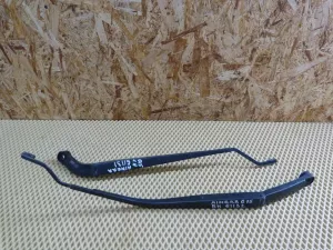 Поводок стеклоочистителя передний Nissan Almera (G15) 2013-2018 (28881EW700 28886EW700) — фото 1