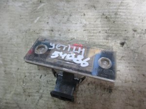 Фонарь подсветки номера Skoda Yeti 2009-2018 (6Y0943021E) — фото 1