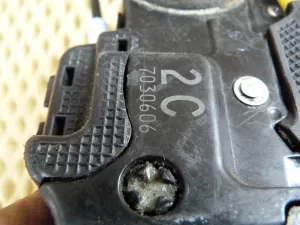 Замок двери задней правой Toyota Corolla E15 2006-2013,RAV 4 2006-2013,Auris (E15) 2006-2012,RAV 4 2013> (6905042021) — фото 8
