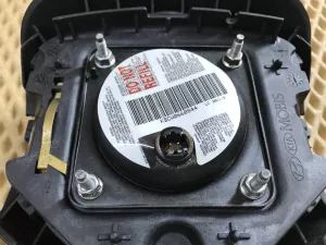 Подушка безопасности в рулевое колесо Kia Ceed 2007-2012 (569001H600) — фото 9