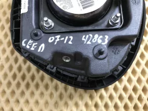 Подушка безопасности в рулевое колесо Kia Ceed 2007-2012 (ДО 2010 ГОДА 569001H000) — фото 9