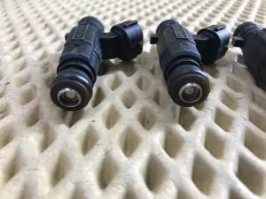Форсунка инжекторная электрическая Hyundai Accent II (+Tagaz) 2000-2012 Hyundai Atos (MX) 1998-2008 Hyundai Atos Prime 1999-2007 Hyundai Coupe (GK) 2002-2009 Hyundai Coupe (RD) 1996-2002 Hyundai Elantra 2000-2010 Hyundai Getz 2002-2010 Hyundai Matrix 2001-2010 Kia Cerato 2004-2008 (КОМПЛЕКТ 3531022600) — фото 2