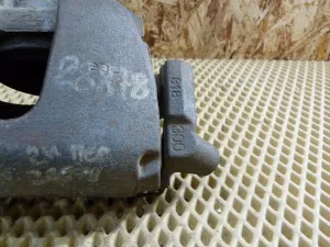 Суппорт тормозной передний правый Ford Focus II 2008-2011,Focus II 2005-2008,C-MAX 2003-2010,Mazda 5 (CR) 2005-2010,Mazda 3 (BK) 2002-2009,S40 2004-2012,V50 2004-2012,Kuga 2008-2012,Mazda 3 (BL) 2009-2013,Focus III 2011>,C-MAX 2010> (В СБОРЕ 1682875) — фото 6
