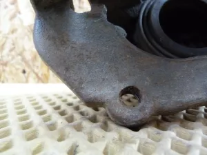 Суппорт тормозной передний правый Ford Focus II 2008-2011,Focus II 2005-2008,C-MAX 2003-2010,Mazda 5 (CR) 2005-2010,Mazda 3 (BK) 2002-2009,S40 2004-2012,V50 2004-2012,Kuga 2008-2012,Mazda 3 (BL) 2009-2013,Focus III 2011>,C-MAX 2010> (В СБОРЕ 1682875) — фото 2