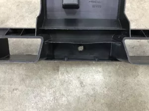 Направляющая заднего бампера Ford C-MAX 2003-2010 (ЦЕНТРАЛЬНАЯ 3M51R17B861AE) — фото 7