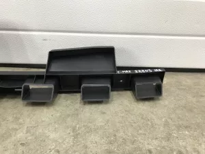 Направляющая заднего бампера Ford C-MAX 2003-2010 (ЦЕНТРАЛЬНАЯ 3M51R17B861AE) — фото 4