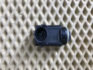 Датчик парковки Mercedes Benz A-Class (W168) 1997-2004 Mercedes Benz C-Class (W203) 2000-2006 Mercedes Benz CL-Class (C215) 1999-2006 Mercedes Benz CLK-Class (C209) 2002-2010 Mercedes Benz CLS-Class (C219) 2004-2010 Mercedes Benz E-Class (W210) 2000-2002 Mercedes Benz E-Class (W211) 2002-2009 Mercedes Benz GL-Class (X164) 2006-2012 Mercedes Benz M-Class ML (W163) 1998-2004 Mercedes Benz M-Class ML (W164) 2005-2011 Mercedes Benz R-Class (W251) 2005-2017 Mercedes Benz S-Class (W220) 1998-2005 Mercedes Benz SL-Class (R230) 2001-2012 Mercedes Benz SLK-Class (R171) 2004-2011 Mercedes Benz VANEO Vaneo (W414) 2001-2006 Mercedes Benz Vito/Viano (W639) 2003-2014 (0015427418) — фото 3