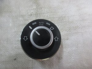 Кнопка переключения режимов подвески VW Touareg 2002-2010 — фото 1