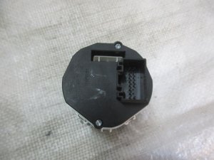 Кнопка переключения режимов подвески VW Touareg 2002-2010 — фото 3